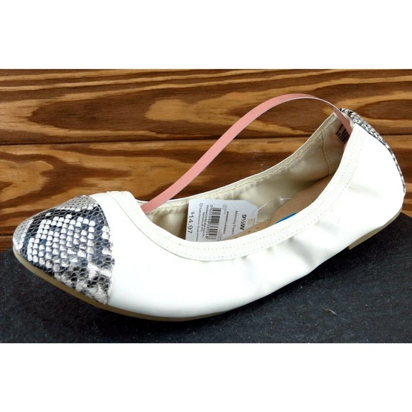 Time And Tru Size 9.5 W White Round Toe Ballet Flats Synthetic Women - Picture 1 of 7